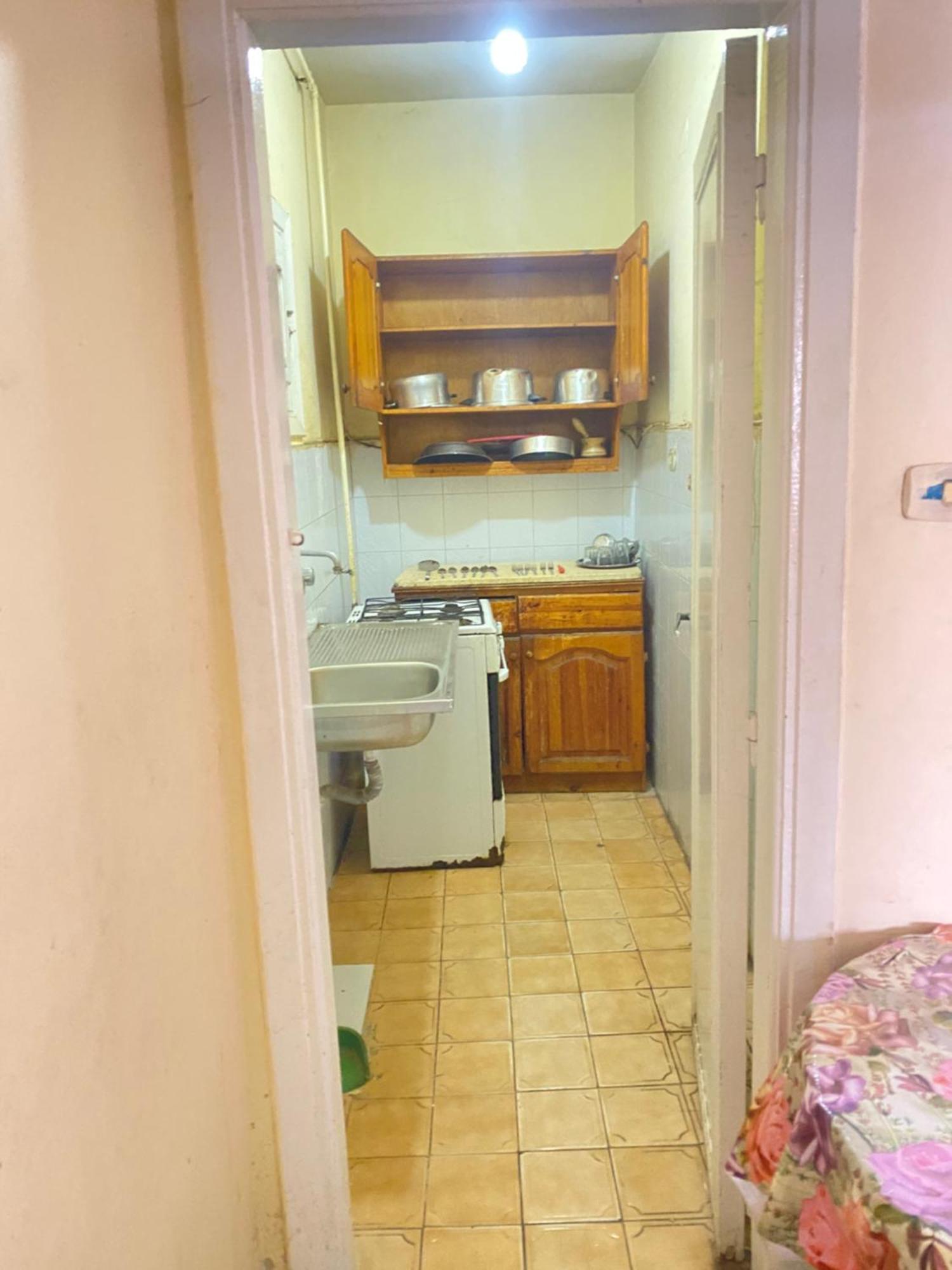 الساحل بجوار السينما والسيرك العالمي وفندق السلام Apartment *